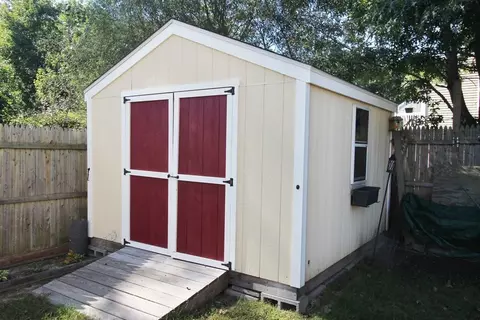 16 Bertino St, Onset, MA 02558 photo 4