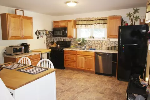 16 Bertino St, Onset, MA 02558 photo 7