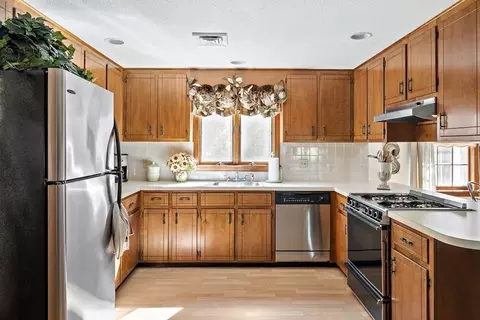 111 Seth Parker Rd, Barnstable, MA 02632 photo 10