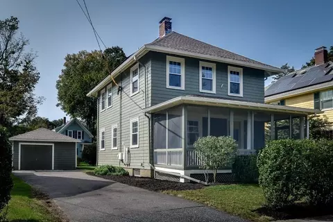 15 Roxbury Ave, Natick, MA 01760