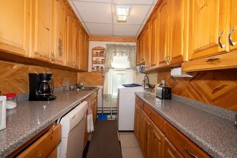 23 Whitcomb St, Webster, MA 01570 photo 5