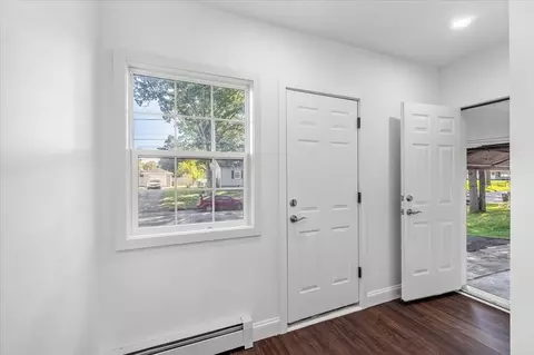 4 Daniel Dr, Chicopee, MA 01013 photo 16