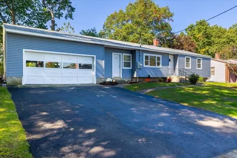 4 Daniel Dr, Chicopee, MA 01013 photo 3