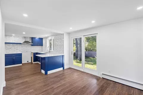 4 Daniel Dr, Chicopee, MA 01013 photo 8