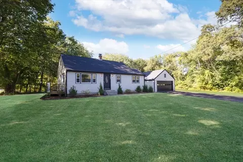 223 E Washington St, Hanson, MA 02341