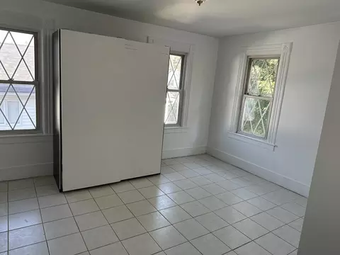 103 Euclid Ave, Springfield, MA 01108 photo 8