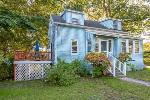 147 Franklin St, Stoneham, MA 02180
