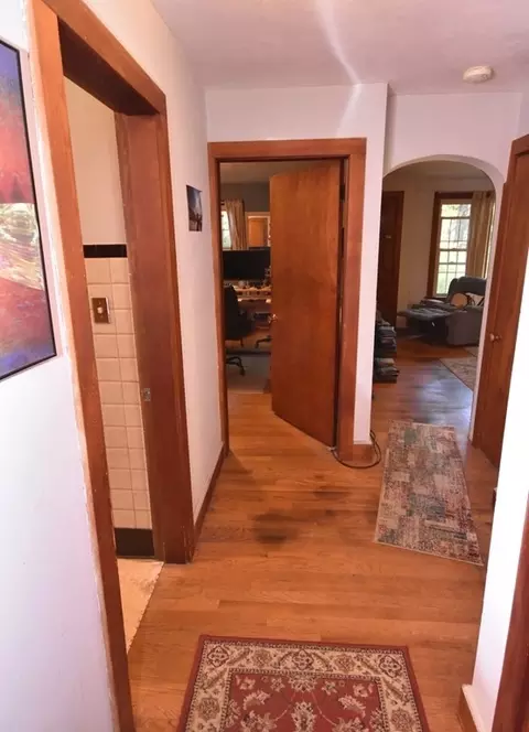 431 Pine St, Amherst, MA 01002 photo 24