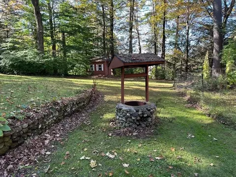 431 Pine St, Amherst, MA 01002 photo 33