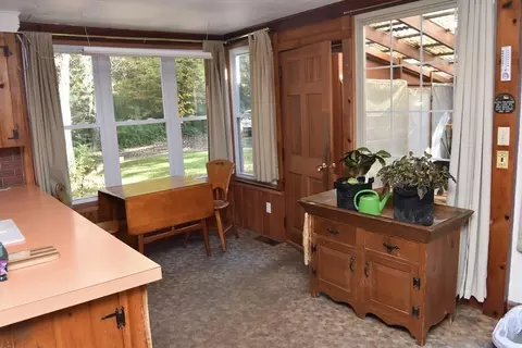 431 Pine St, Amherst, MA 01002 photo 18