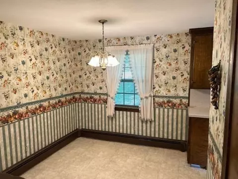 21 Balboa Dr, Springfield, MA 01119 photo 15