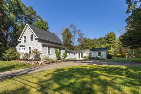 25 Lawrence Rd, Boxford, MA 01921