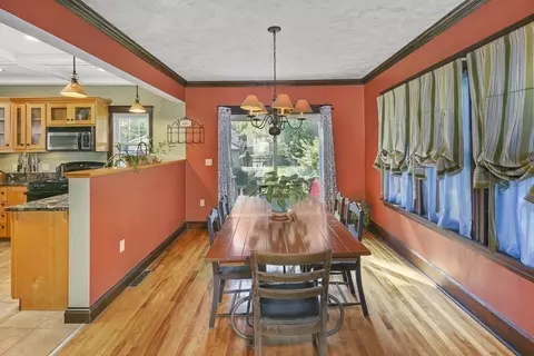 4 Danvers St, Worcester, MA 01604 photo 15