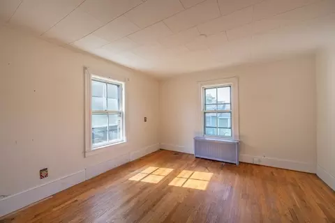 34 Ward Ave, Easthampton, MA 01027 photo 13