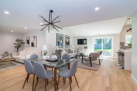 28 Perry Dr, Needham, MA 02492 photo 7