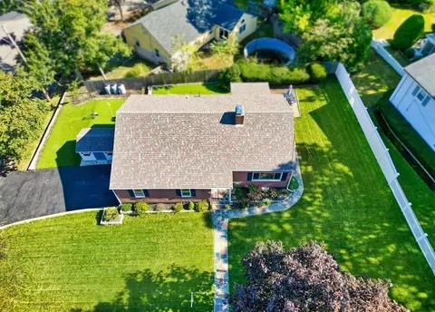 50 Boston Rock Rd, Melrose, MA 02176