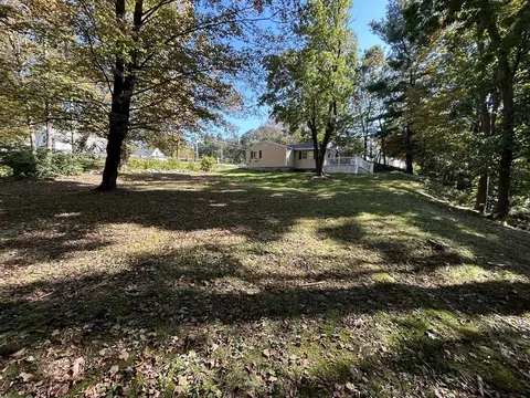 222 Gore Rd, Webster, MA 01570 photo 8