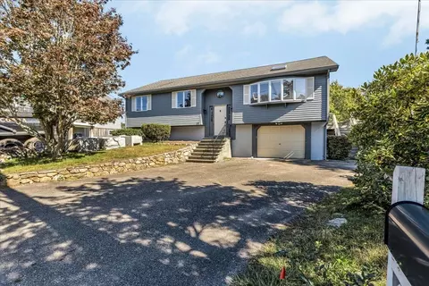 19 Mashnee Rd, Bourne, MA 02532 photo 2