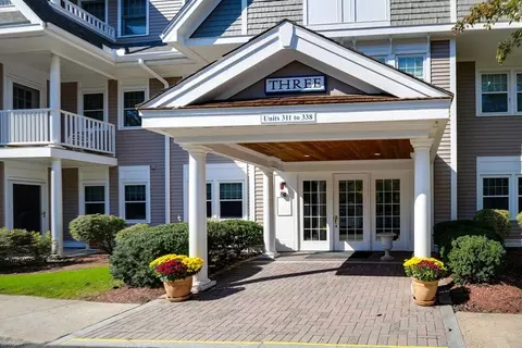6 Technology Dr #312, Chelmsford, MA 01863