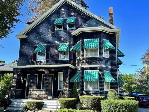 85-87 Cottage St, New Bedford, MA 02740