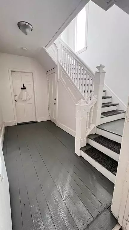 20 Beaudry St, Springfield, MA 01151 photo 8