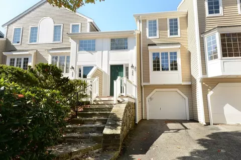506 Browning Ln #506, Worcester, MA 01609