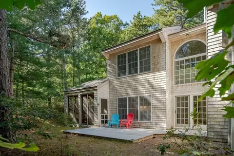 45 Old Long Pond Rd, Wellfleet, MA 02667