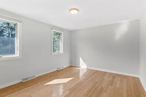 305 Cotuit Rd, Mashpee, MA 02649 photo 9
