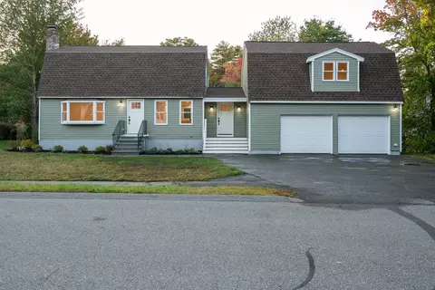 8 Arbella Dr, Beverly, MA 01915