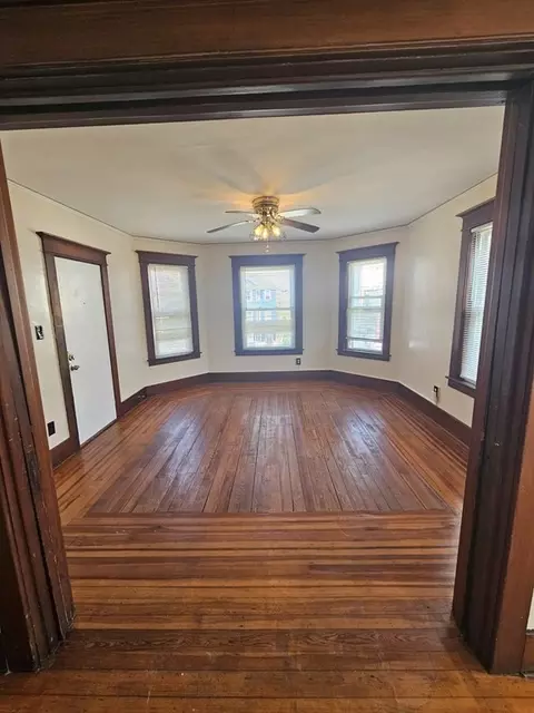193-195 Osborn St, Fall River, MA 02724 photo 6