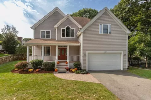 5 Fellswood Cir, Medford, MA 02155