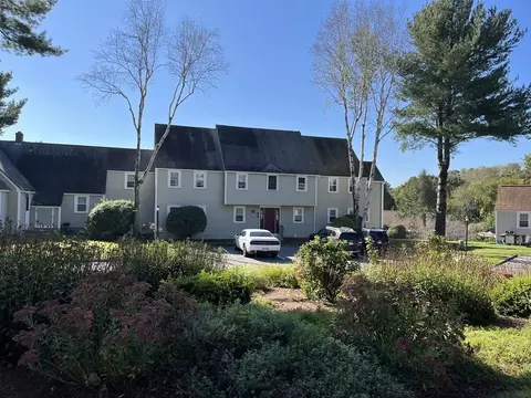 16 Bayberry Dr Aka 14 Bayberry #8F, Worcester, MA 01607