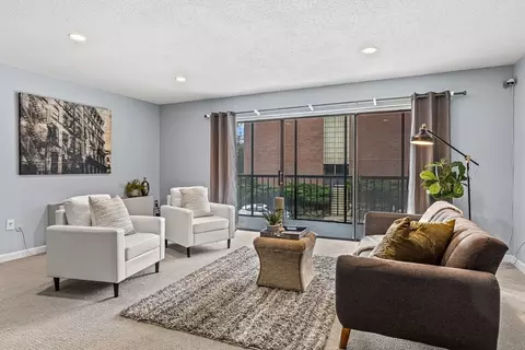 3 Summit Dr #21, Reading, MA 01867 photo 2