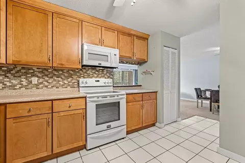 3 Summit Dr #21, Reading, MA 01867 photo 11