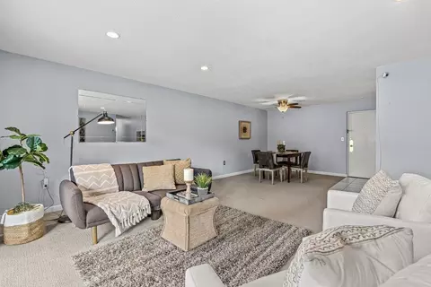 3 Summit Dr #21, Reading, MA 01867 photo 3