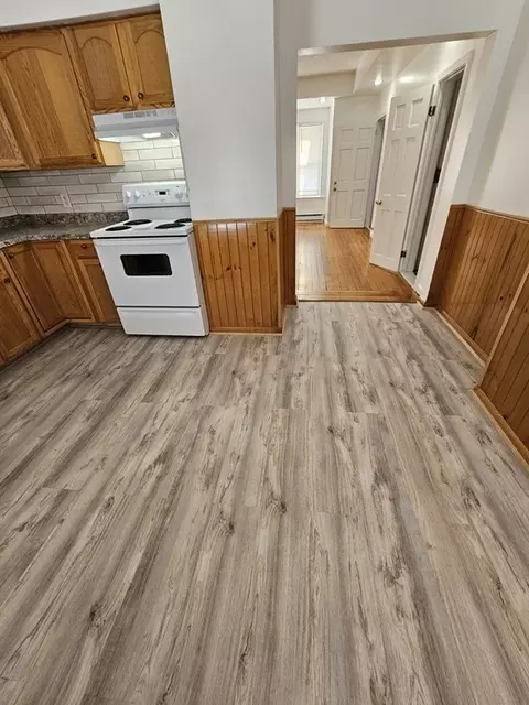 79 Thomas St, Fall River, MA 02723 photo 6