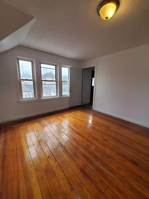 79 Thomas St, Fall River, MA 02723 photo 14
