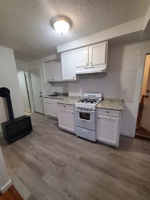 79 Thomas St, Fall River, MA 02723 photo 13