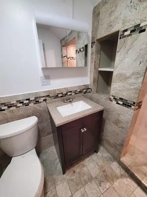 79 Thomas St, Fall River, MA 02723 photo 17