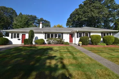 7 Greenleaf Rd, Natick, MA 01760