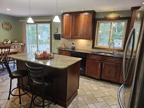 30 Hemlock St, Raynham, MA 02767 photo 6