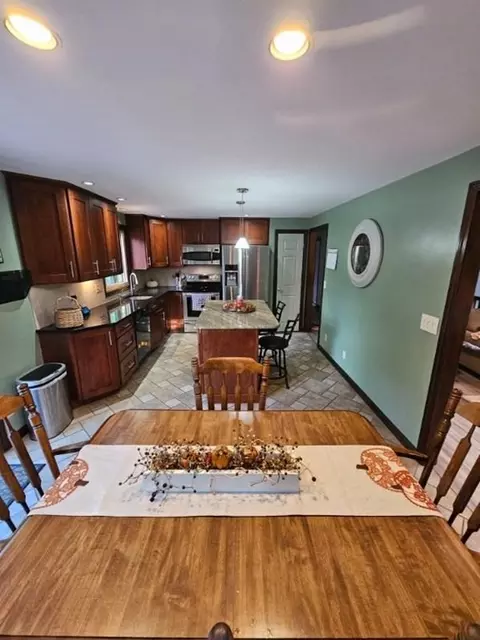 30 Hemlock St, Raynham, MA 02767 photo 8
