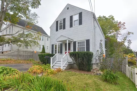 12 Mountain Ave, Marlborough, MA 01752