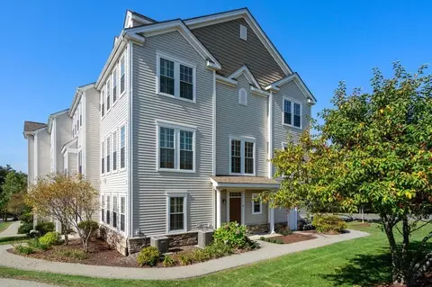 21 Jacob Way #21, Reading, MA 01867 photo 2
