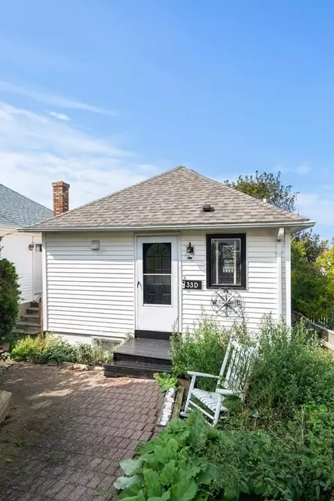 33 Merrill Rd #D, Hull, MA 02045