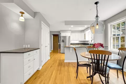 41 South St, Upton, MA 01568 photo 12