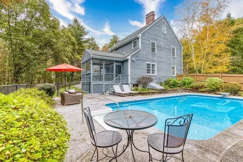 41 South St, Upton, MA 01568 photo 32