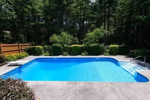 41 South St, Upton, MA 01568 photo 33