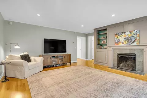 41 South St, Upton, MA 01568 photo 7