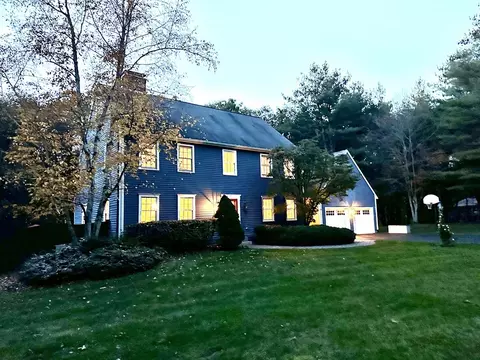 41 South St, Upton, MA 01568 photo 41